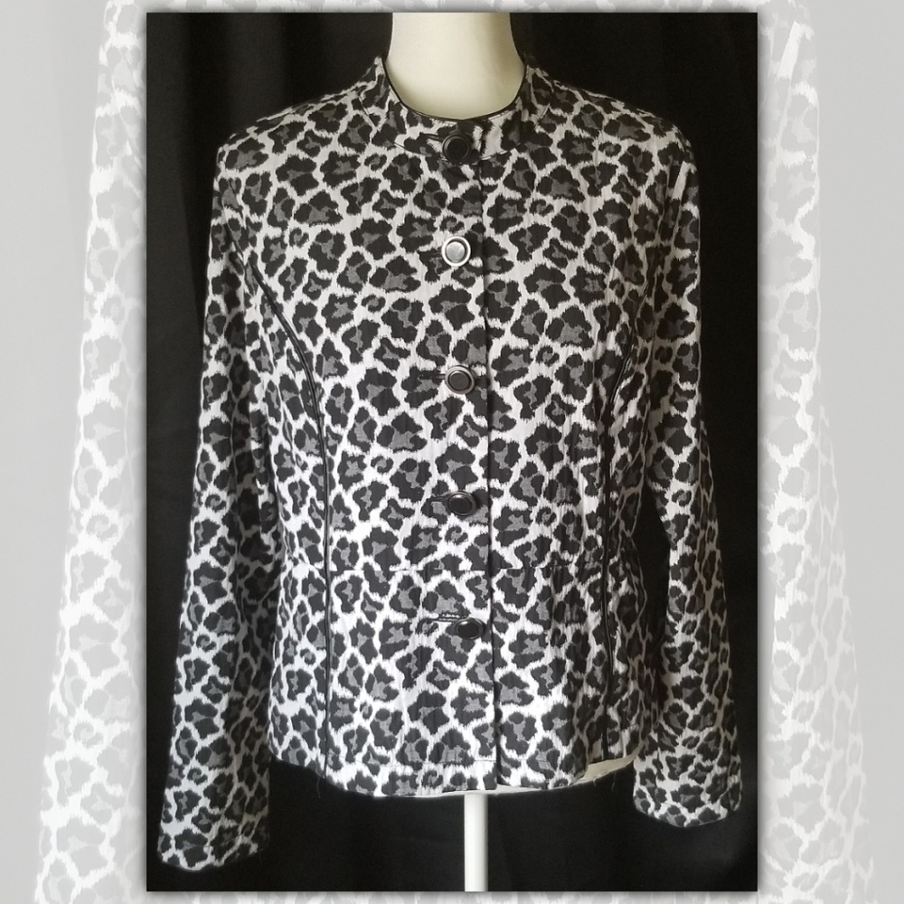 CHARTER CLUB Light Weight Jacket